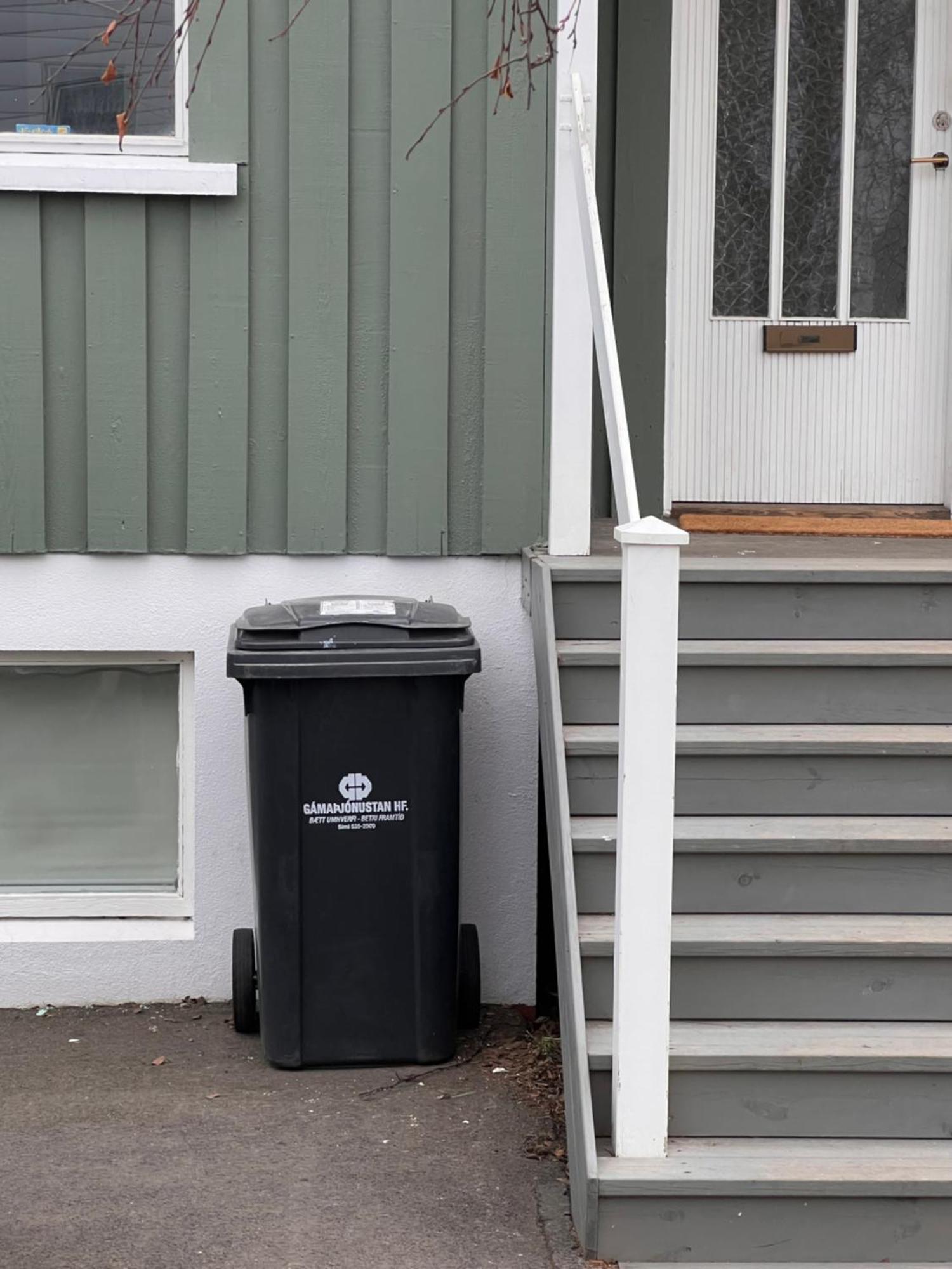 Akureyri Apartments *
